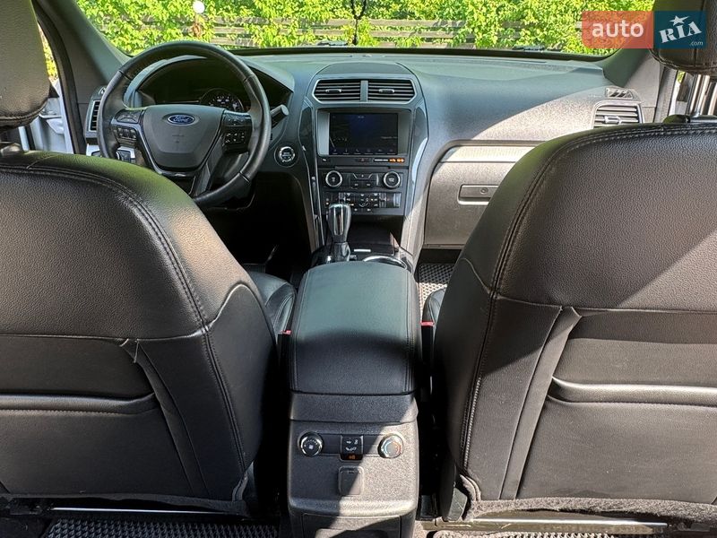 Позашляховик / Кросовер Ford Explorer 2018 в Києві