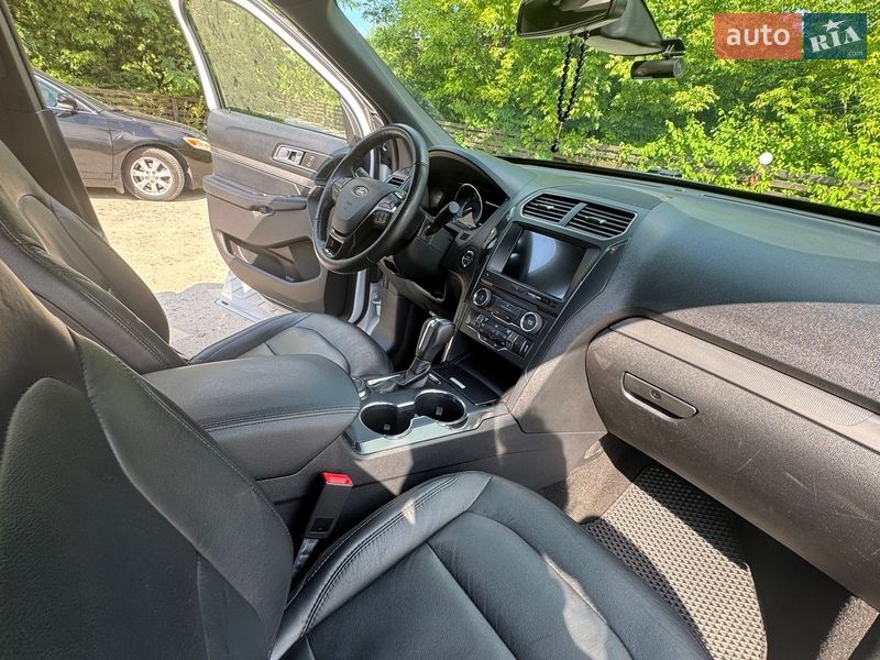 Позашляховик / Кросовер Ford Explorer 2018 в Києві