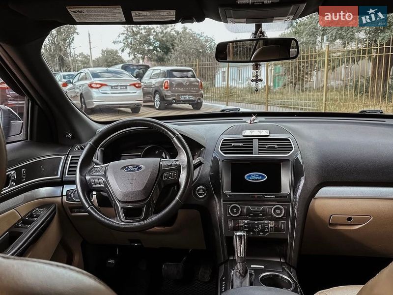 Позашляховик / Кросовер Ford Explorer 2017 в Миколаєві