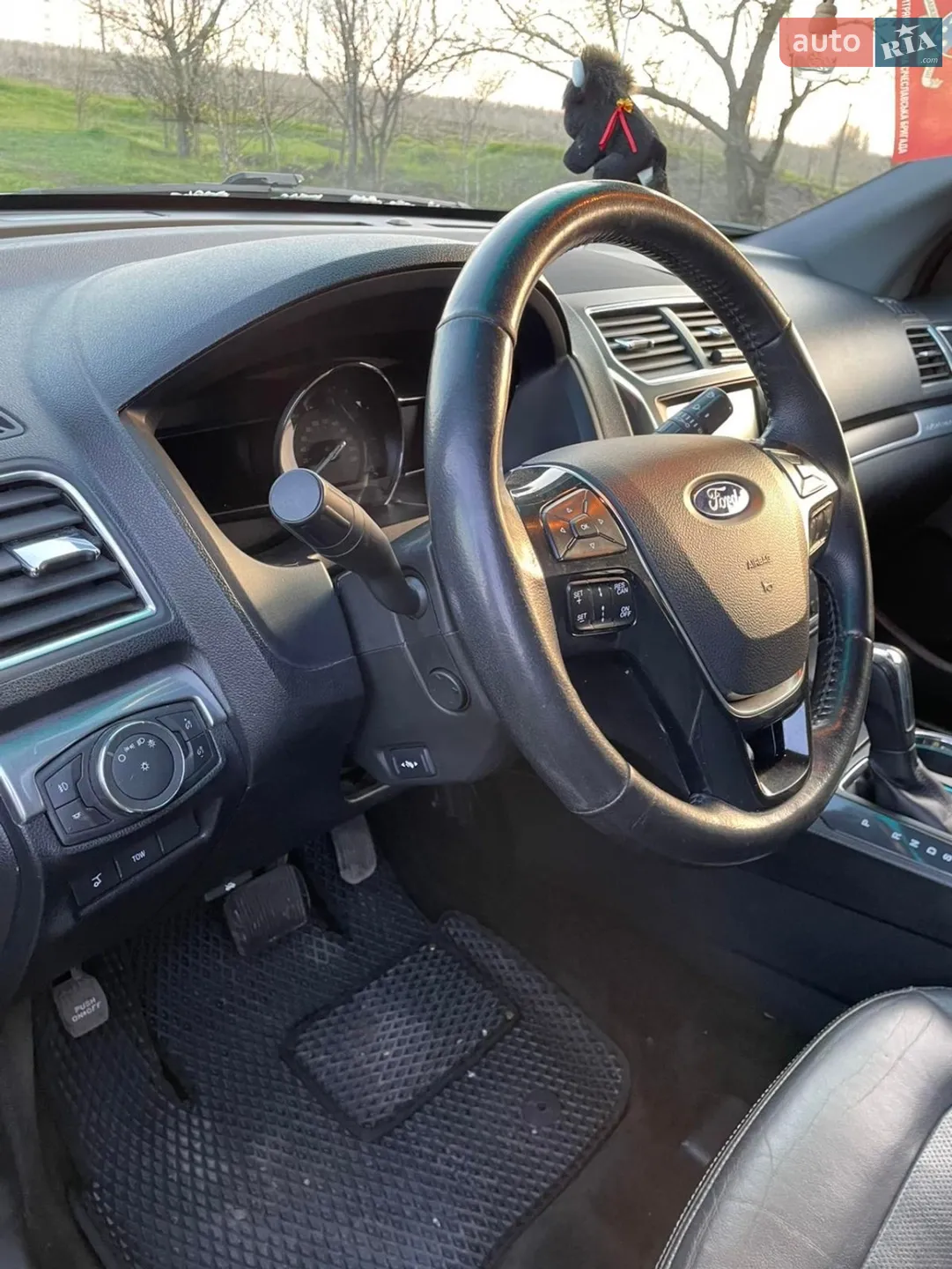 2015 Ford Explorer - мініатюра 18