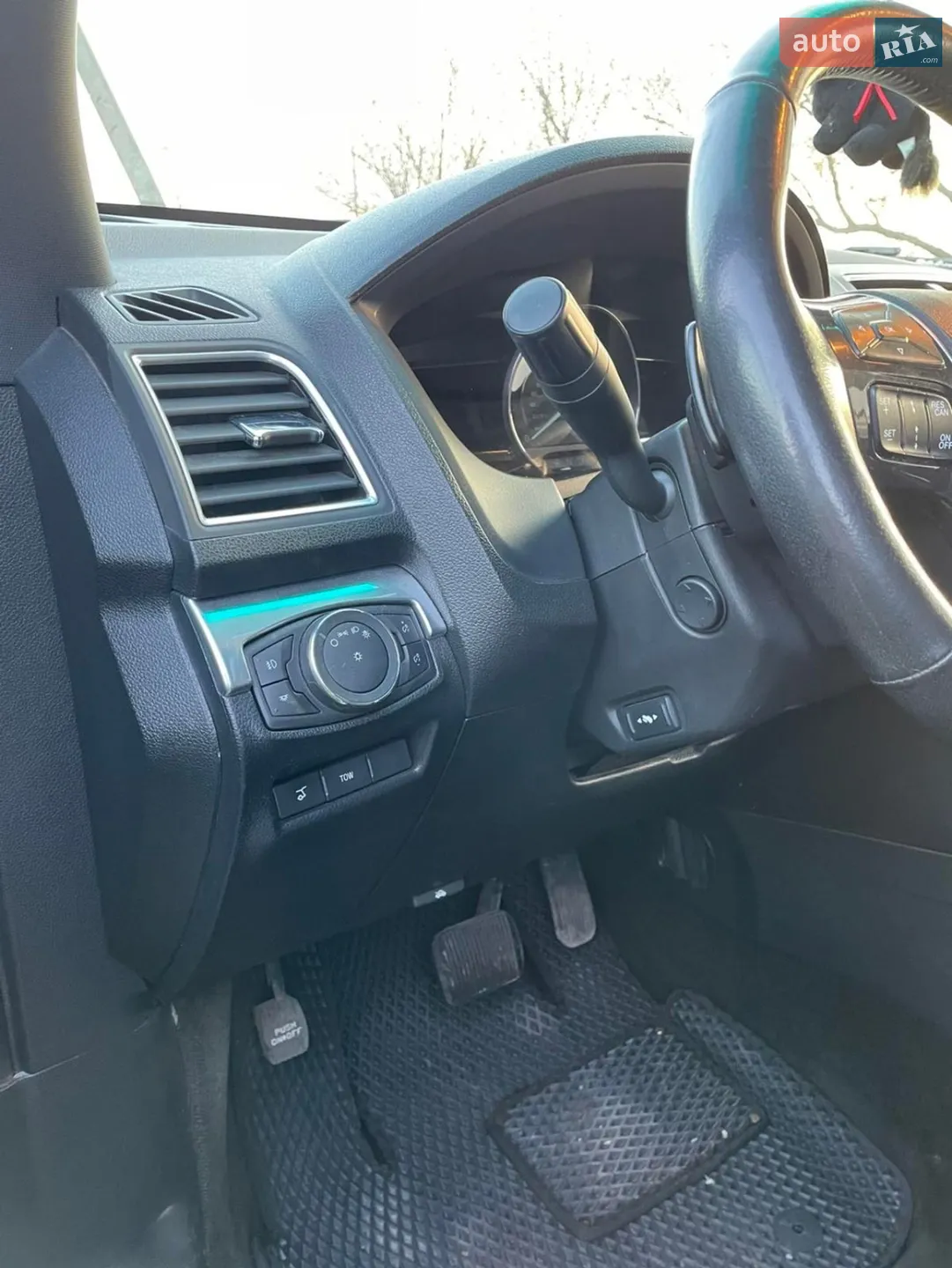 2015 Ford Explorer - мініатюра 23