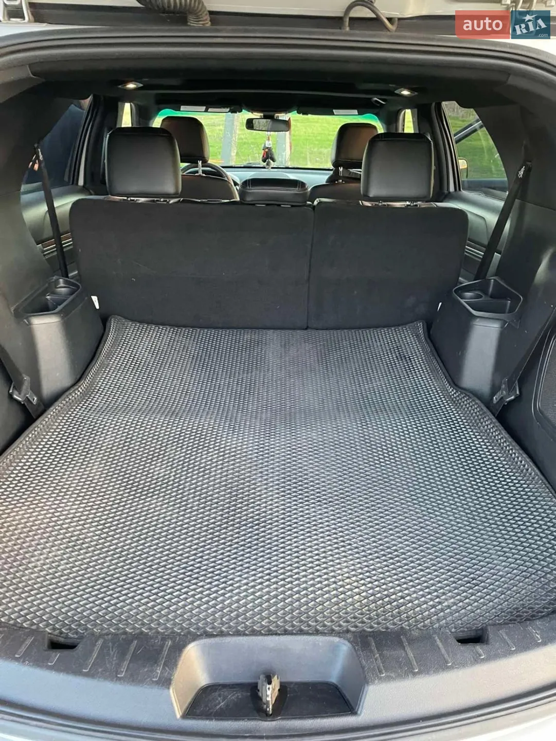 2015 Ford Explorer - мініатюра 28