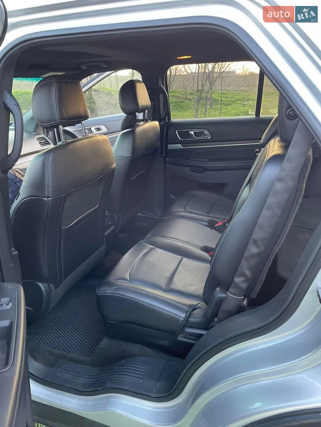 2015 Ford Explorer - мініатюра 33