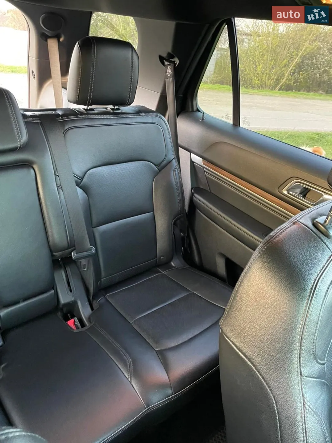 2015 Ford Explorer - мініатюра 27
