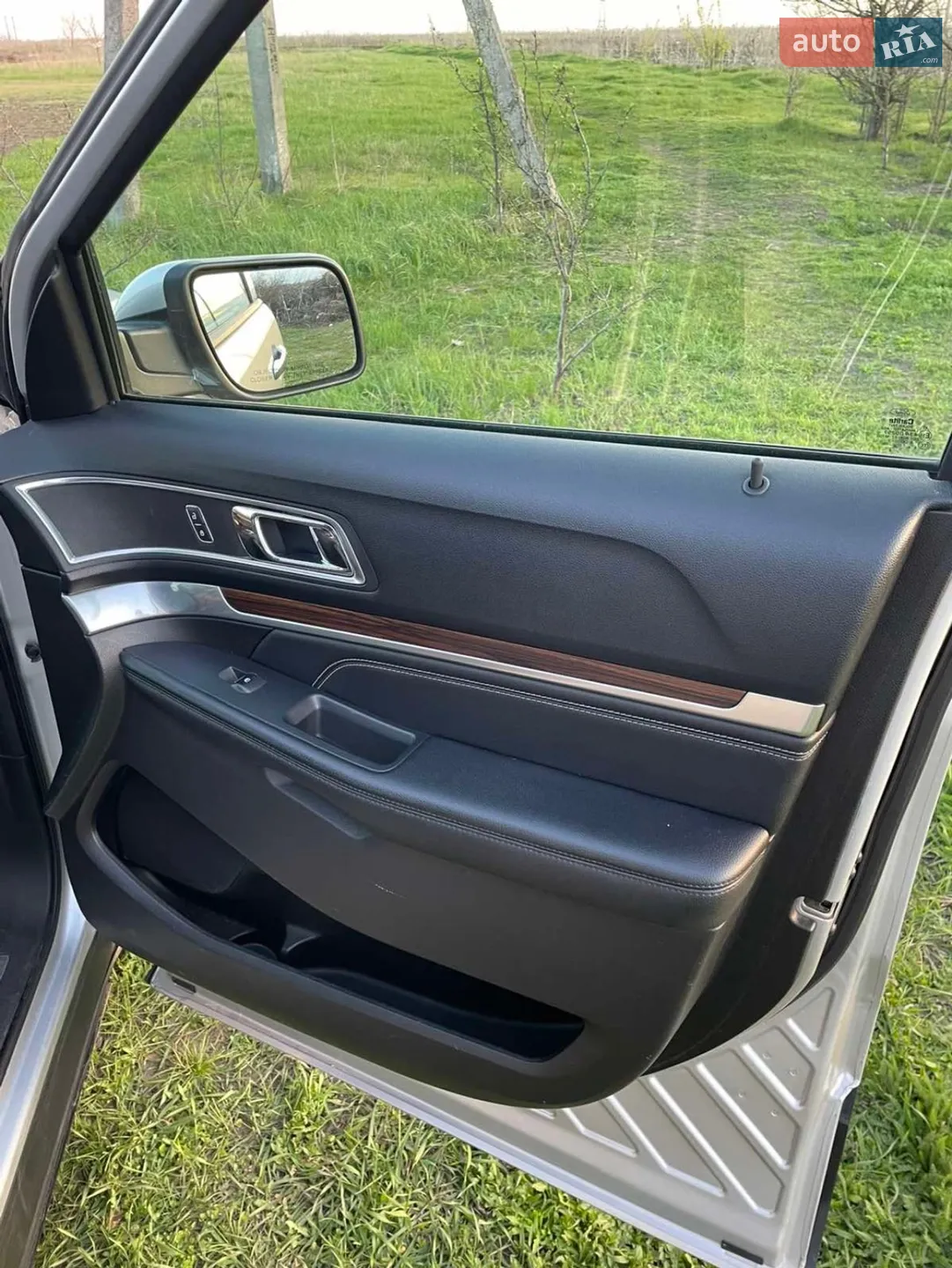 2015 Ford Explorer - мініатюра 35