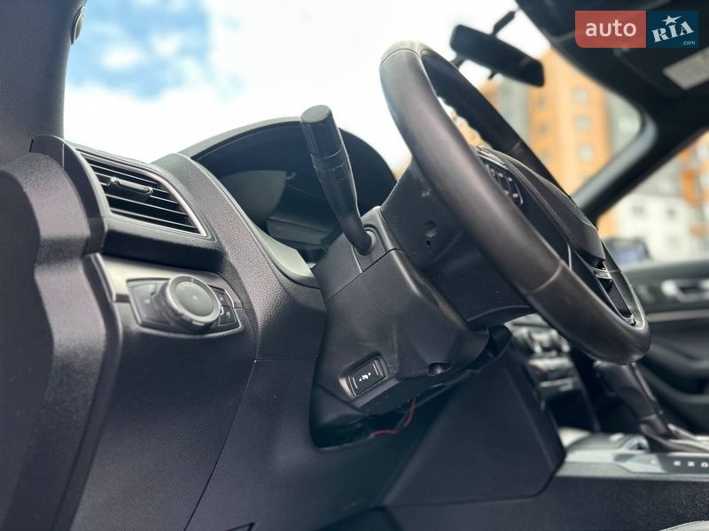 Внедорожник / Кроссовер Ford Explorer 2018 в Виннице