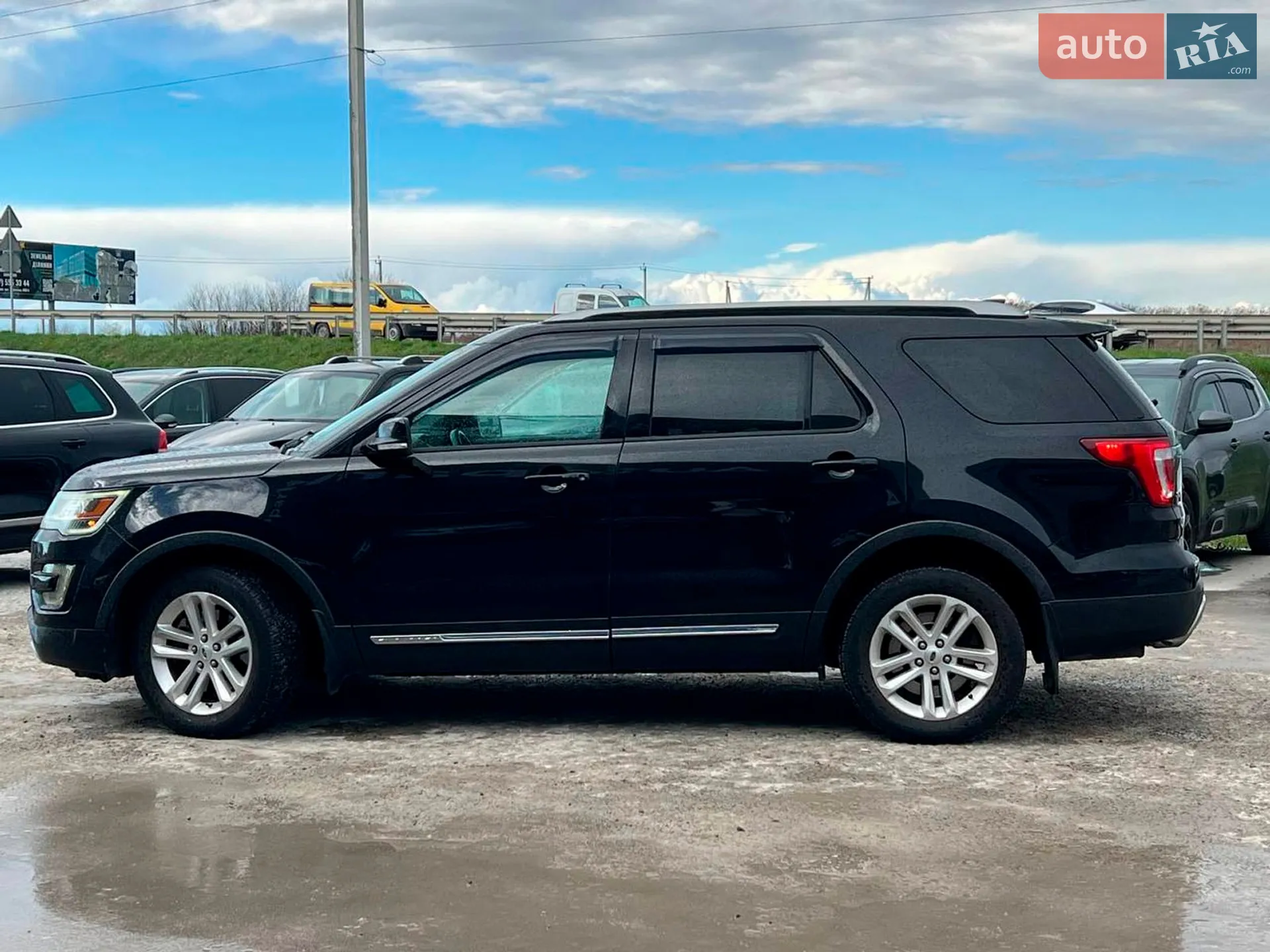 2015 Ford Explorer - мініатюра 3