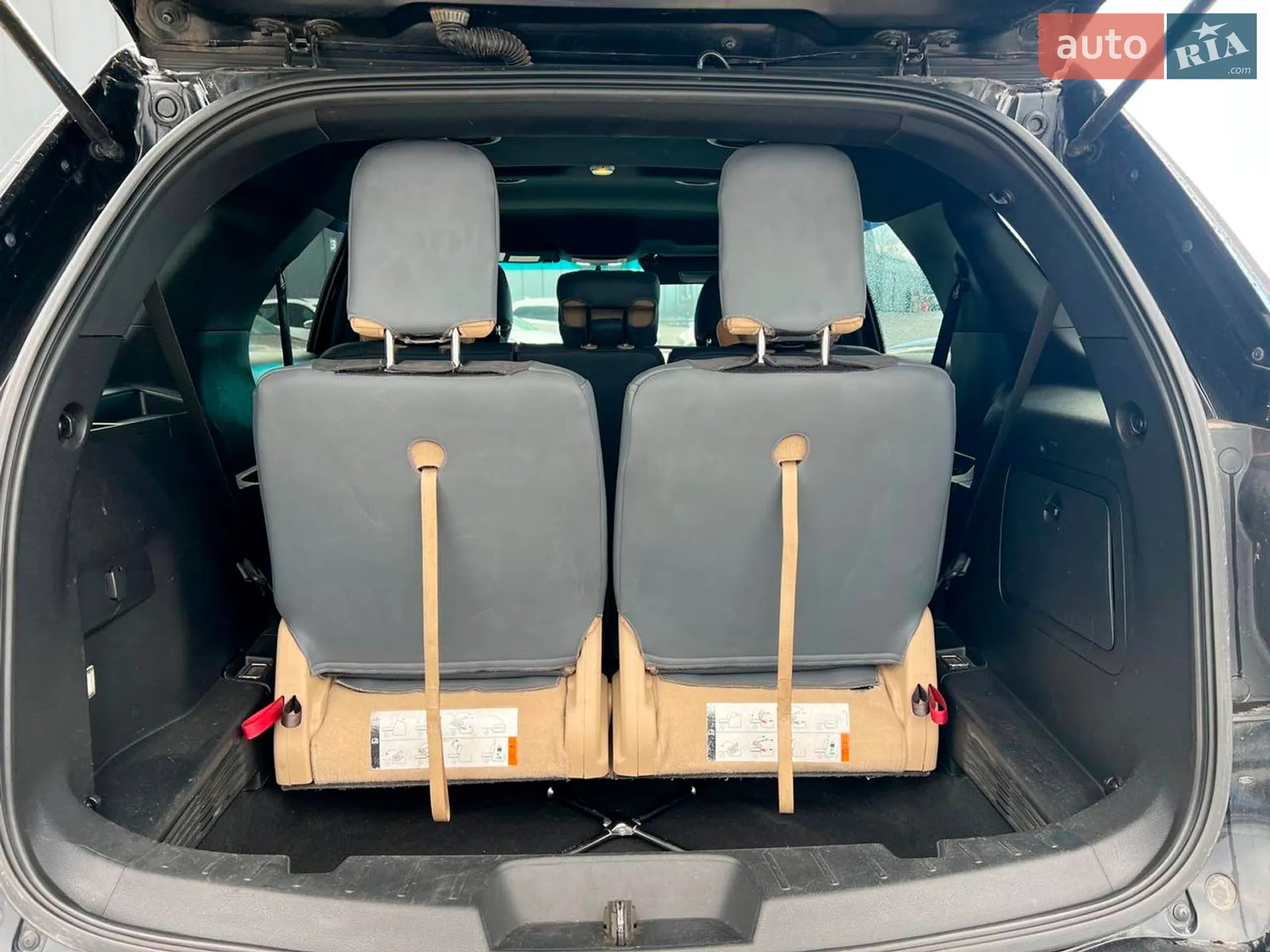 2015 Ford Explorer - мініатюра 40