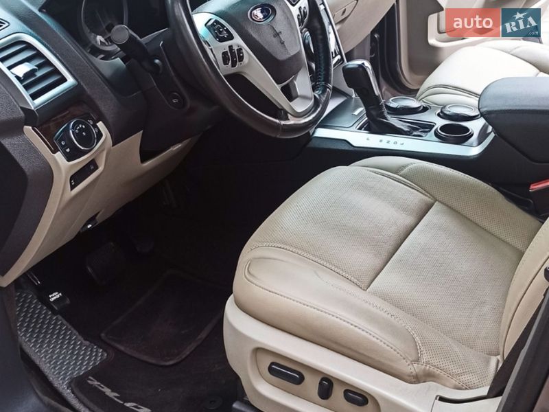 Позашляховик / Кросовер Ford Explorer 2011 в Чернівцях