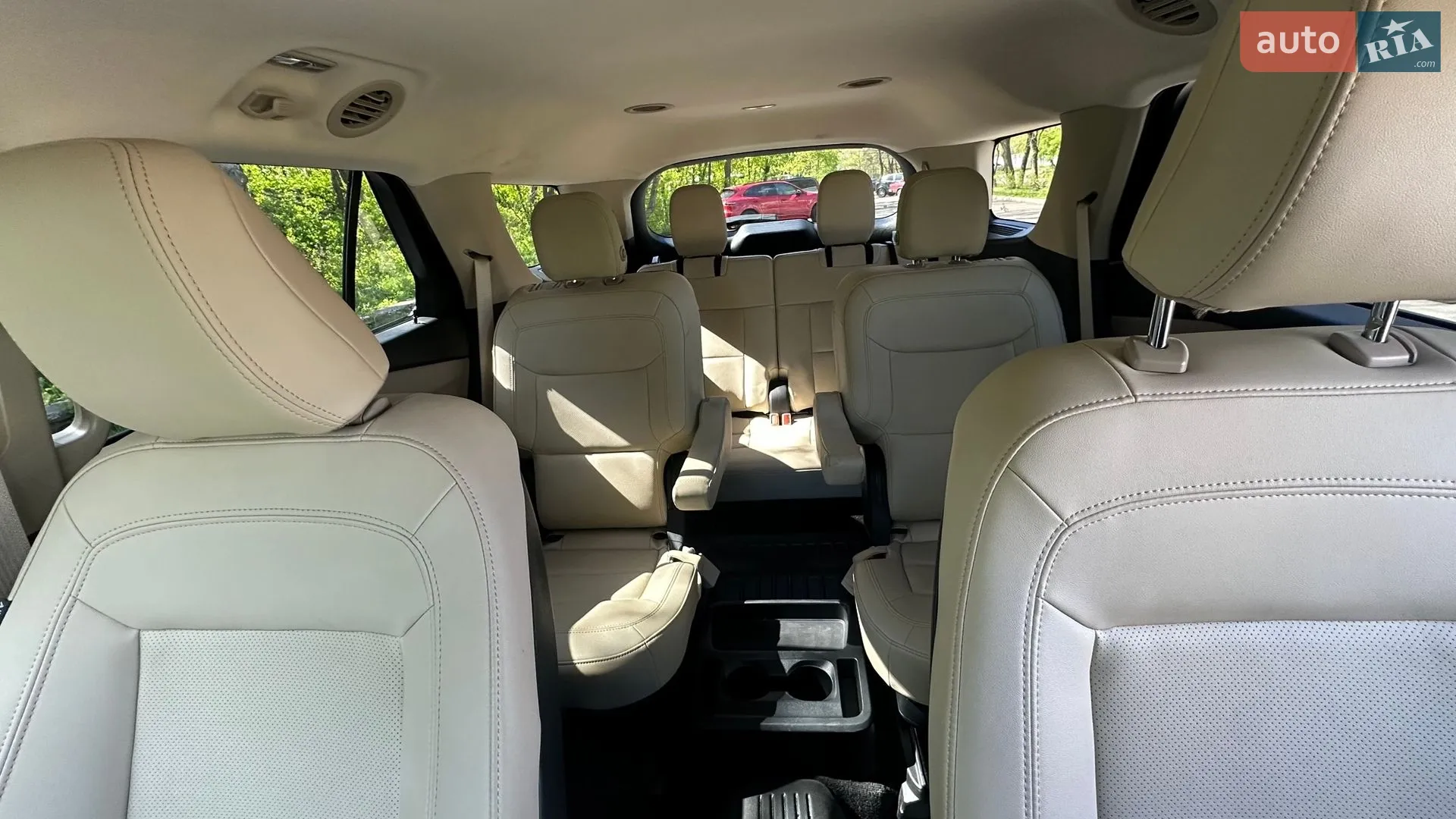 2020 Ford Explorer - мініатюра 26