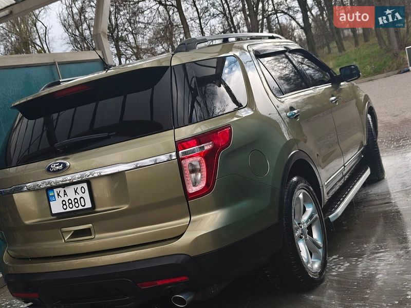Позашляховик / Кросовер Ford Explorer 2013 в Ладижині