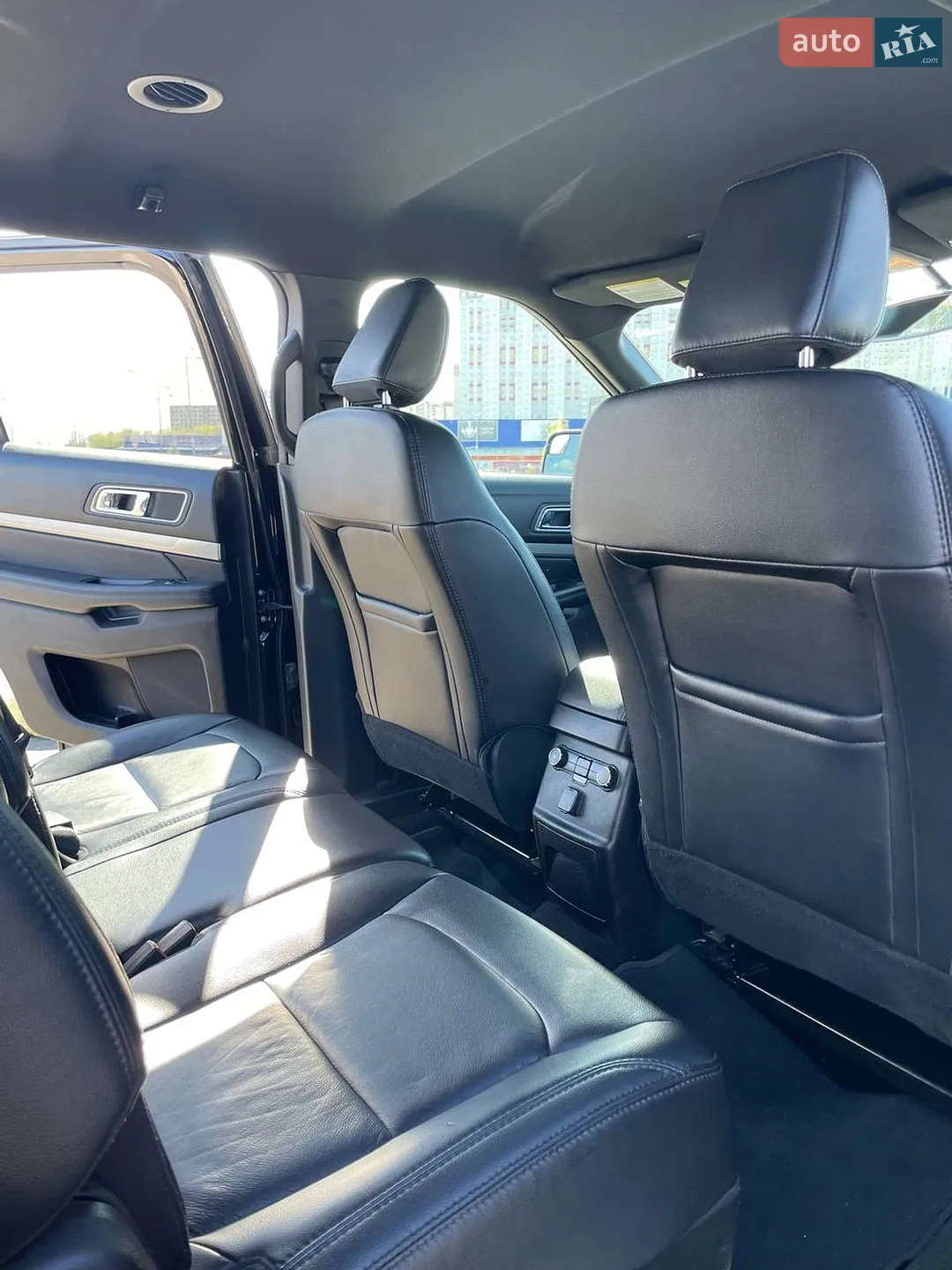 2018 Ford Explorer - мініатюра 12