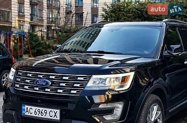 Внедорожник / Кроссовер Ford Explorer 2017 в Луцке