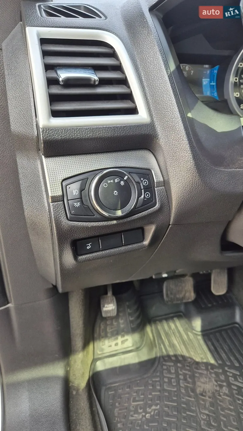 2013 Ford Explorer - мініатюра 18
