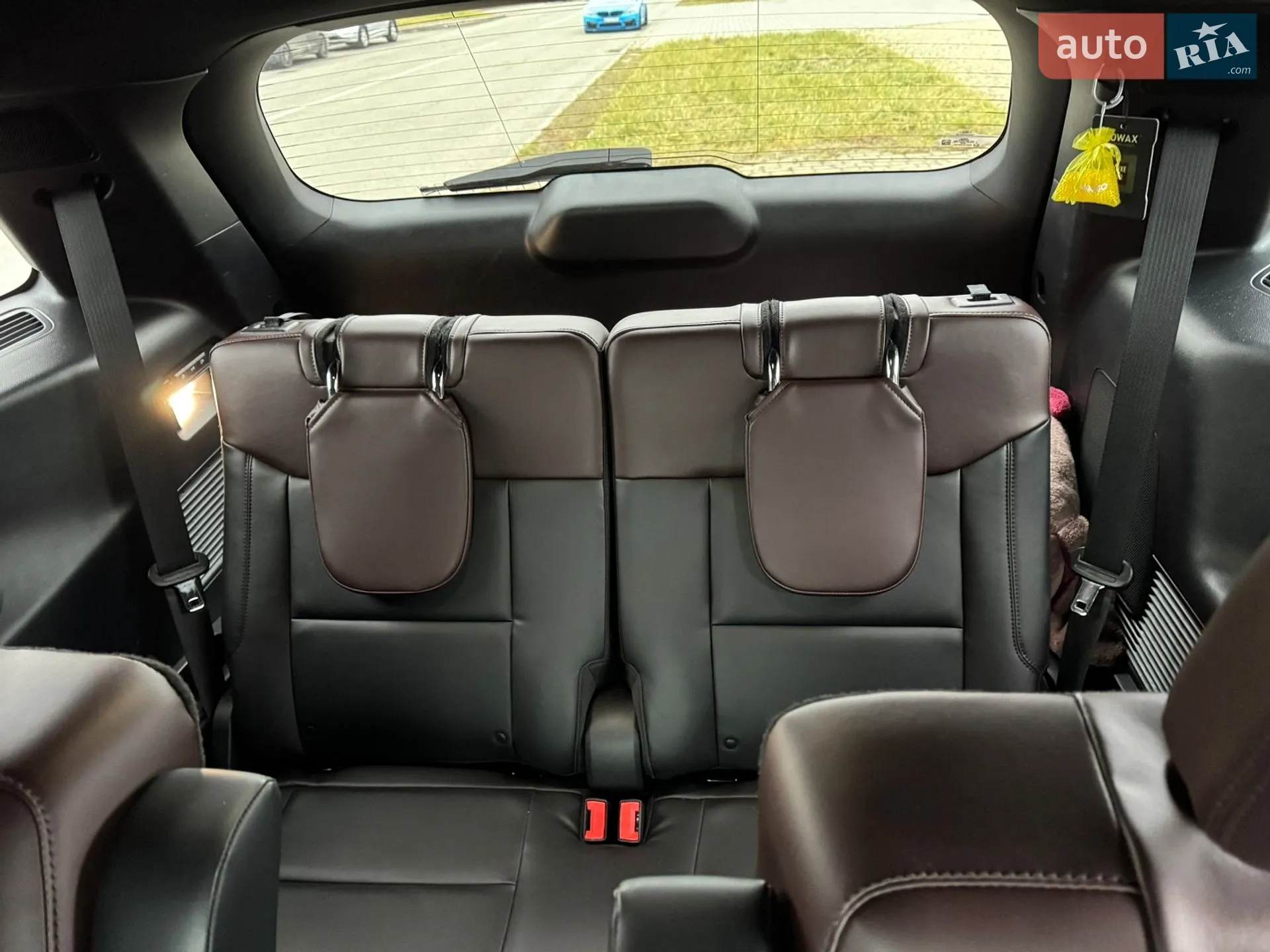 2021 Ford Explorer - мініатюра 16