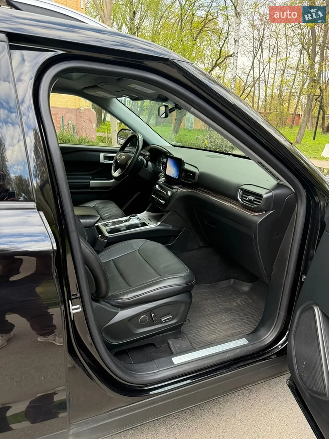 2020 Ford Explorer - мініатюра 14