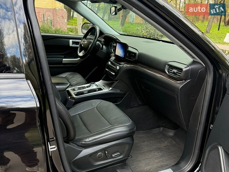 Позашляховик / Кросовер Ford Explorer 2020 в Чернігові
