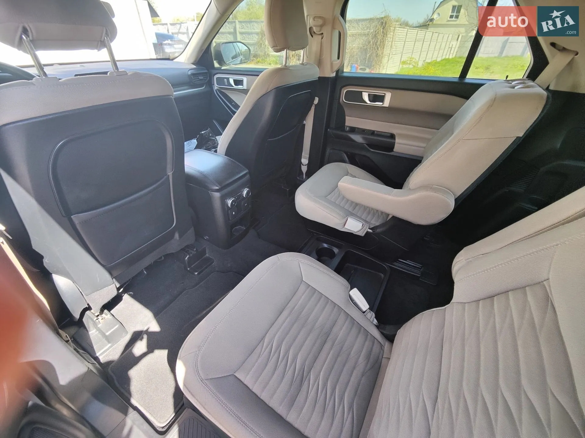 2019 Ford Explorer - мініатюра 18