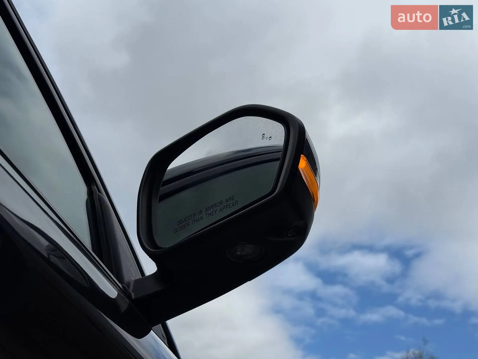 2019 Ford Explorer - мініатюра 17
