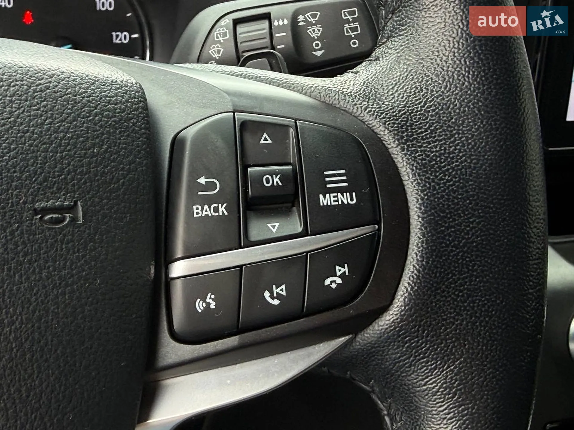 2019 Ford Explorer - мініатюра 32