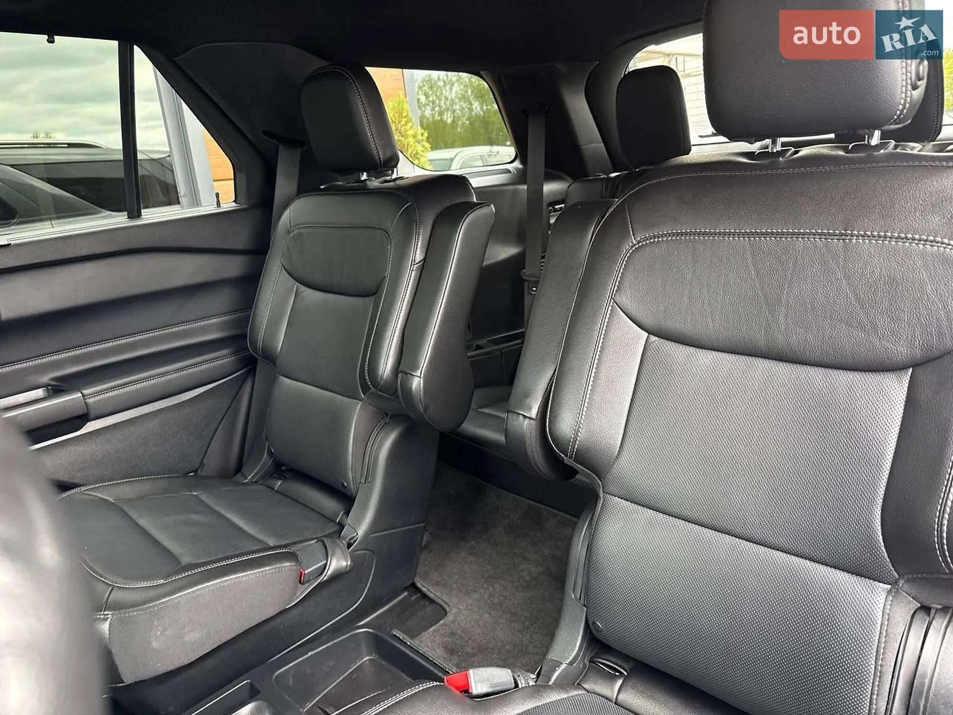 2019 Ford Explorer - мініатюра 48