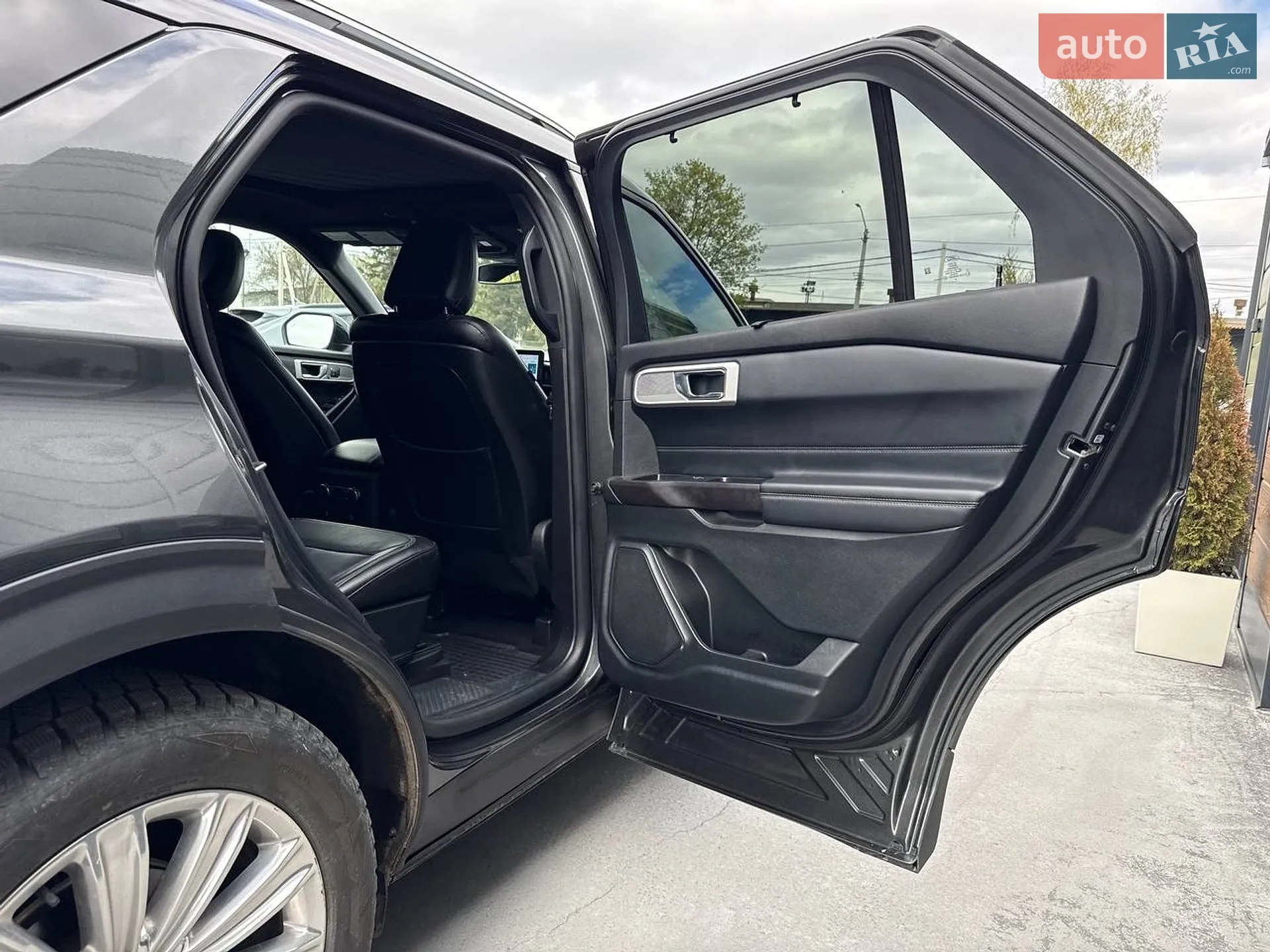 2019 Ford Explorer - мініатюра 51