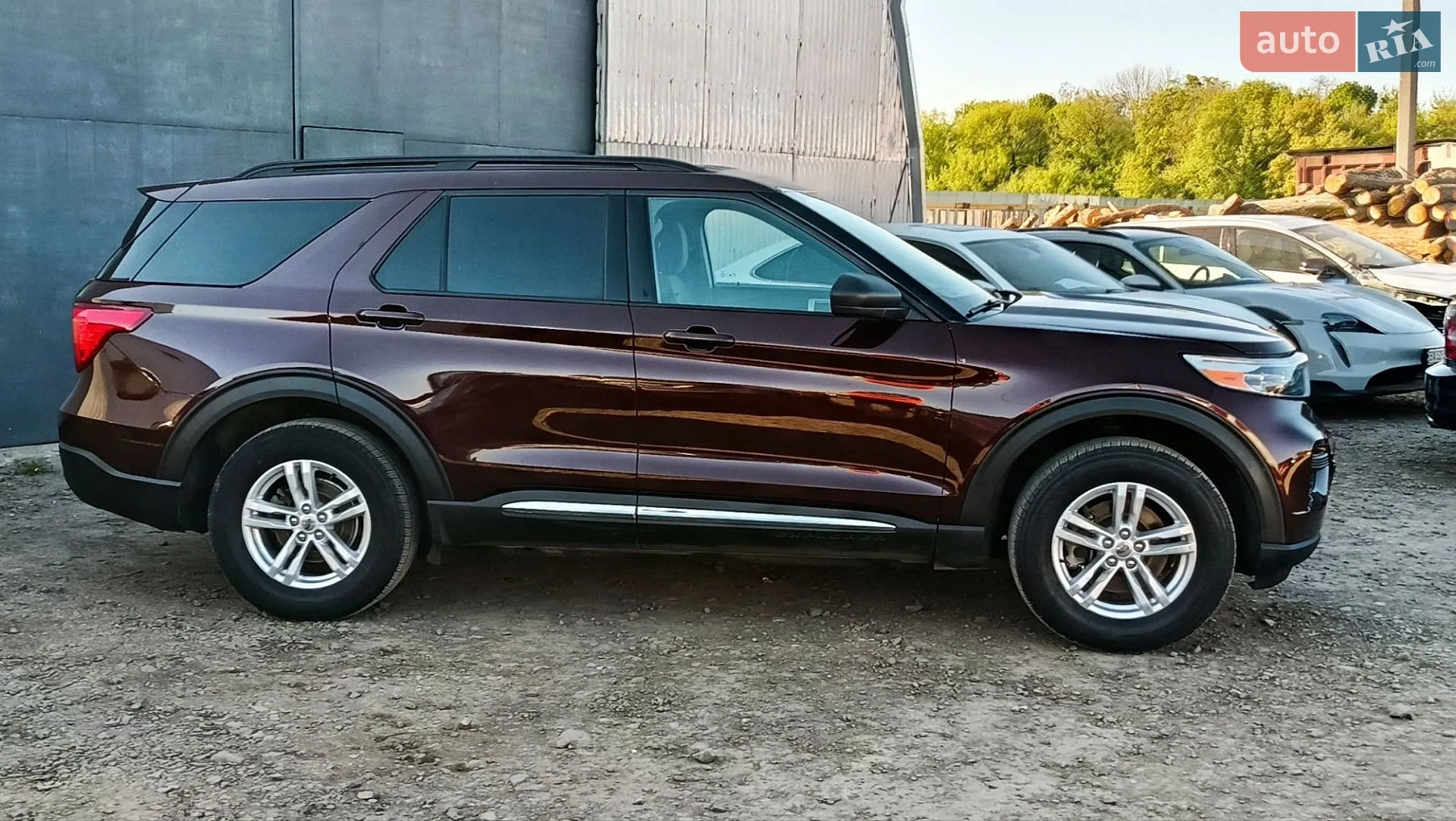 2020 Ford Explorer - мініатюра 3