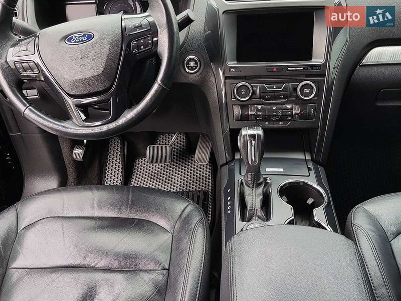Внедорожник / Кроссовер Ford Explorer 2018 в Киеве