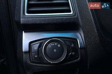 Внедорожник / Кроссовер Ford Explorer 2017 в Соленом