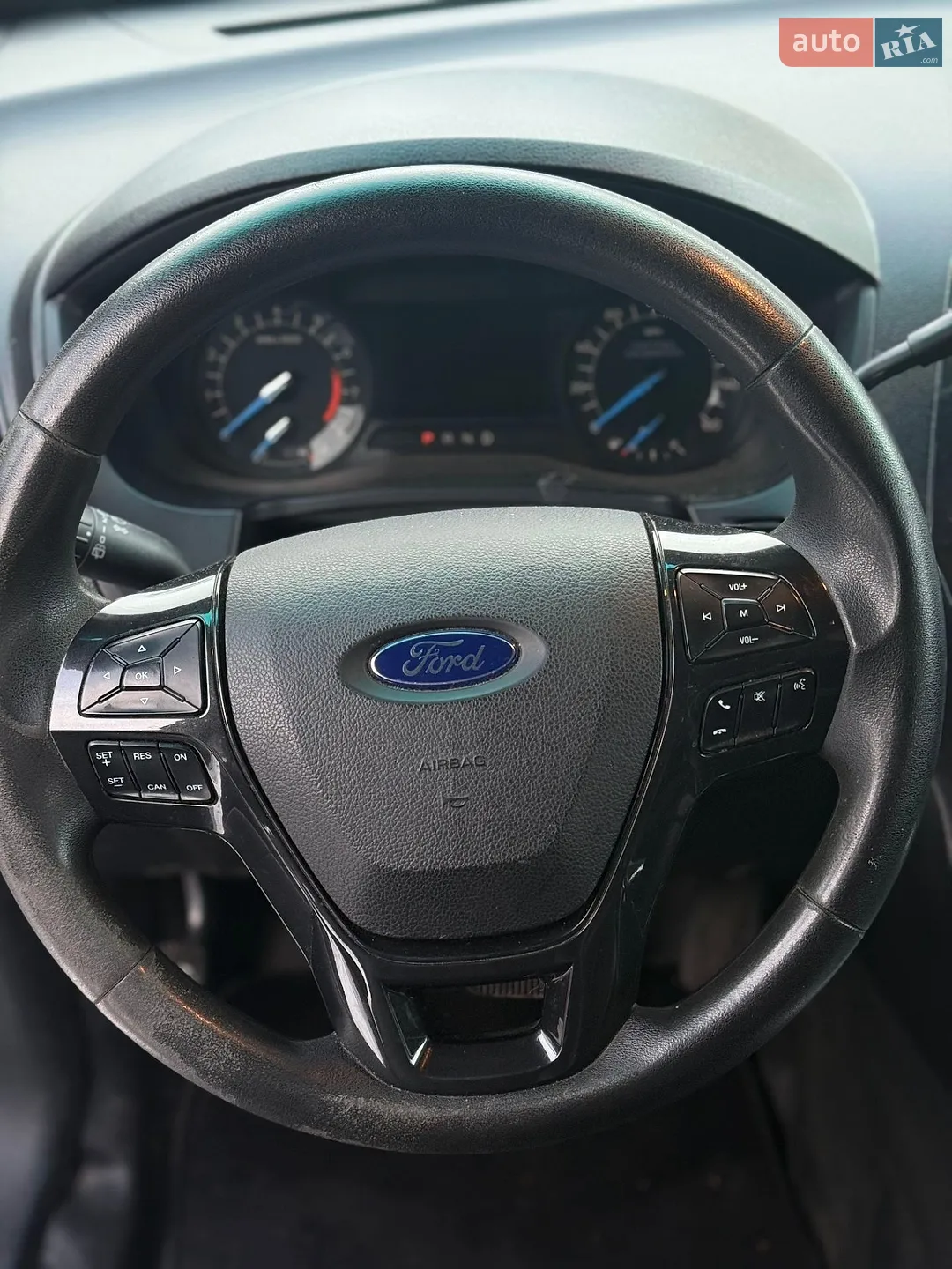 2016 Ford Explorer - мініатюра 3