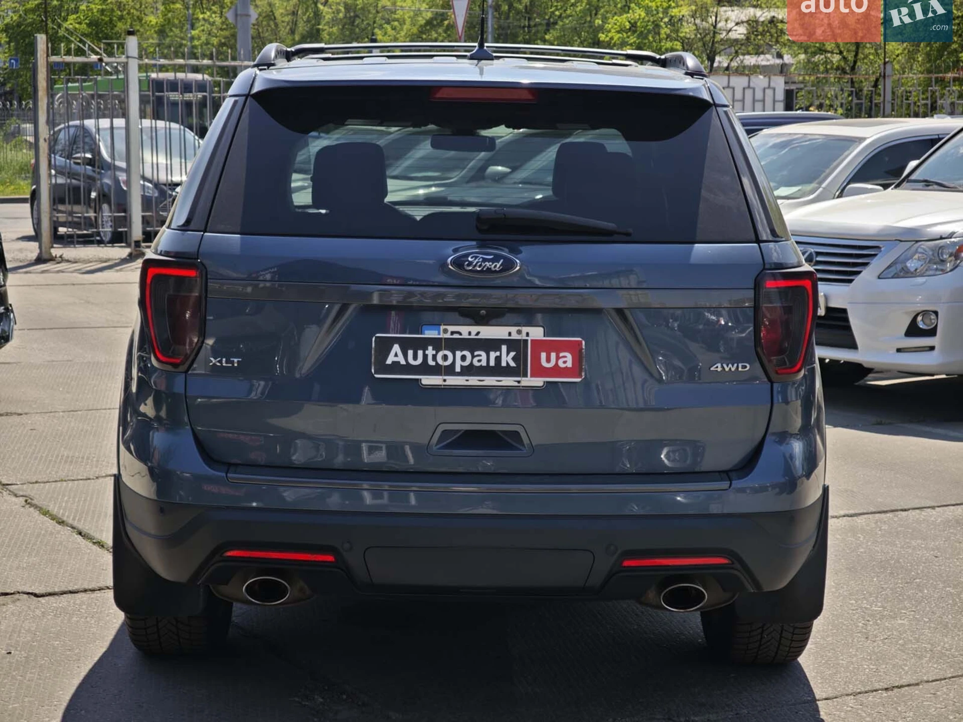 2018 Ford Explorer - мініатюра 11