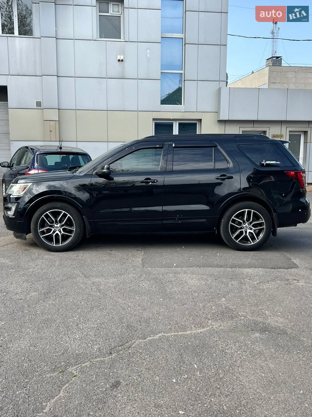 2016 Ford Explorer - мініатюра 7