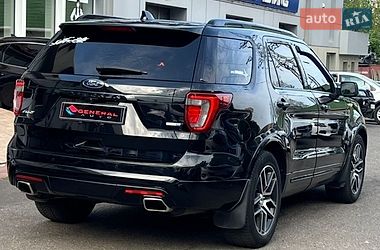 Позашляховик / Кросовер Ford Explorer 2016 в Одесі