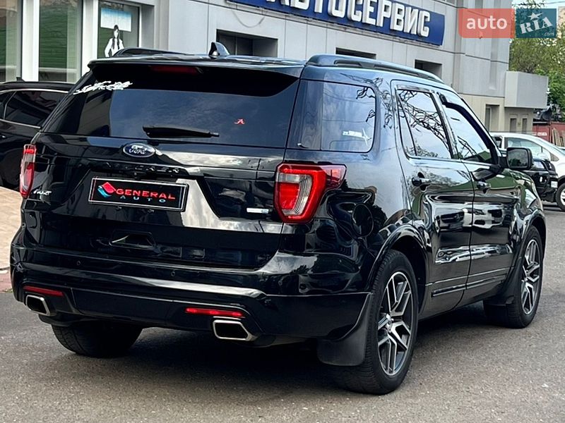 Позашляховик / Кросовер Ford Explorer 2016 в Одесі