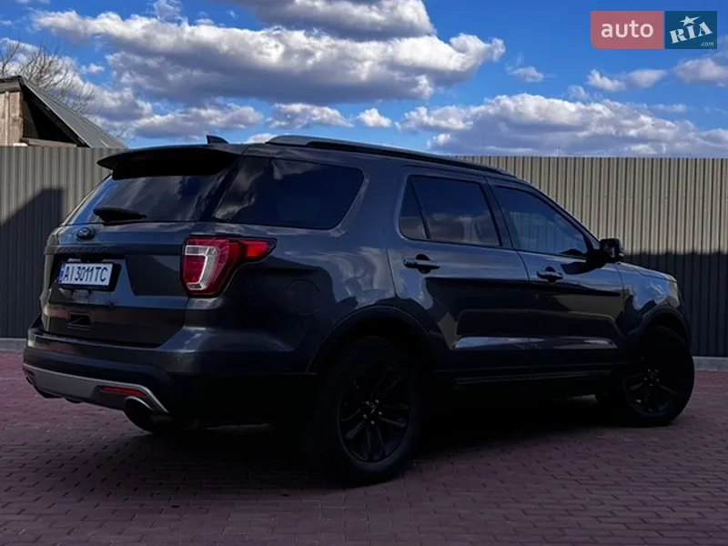 Ford Explorer