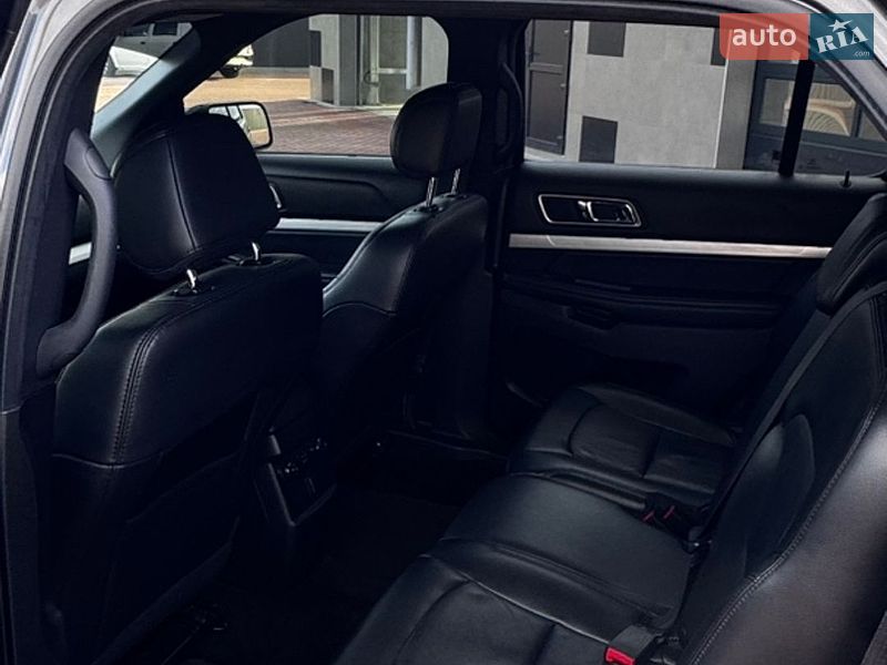 Внедорожник / Кроссовер Ford Explorer 2017 в Киеве