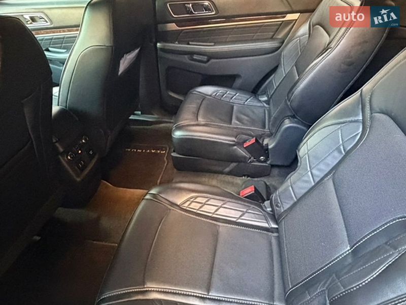 Позашляховик / Кросовер Ford Explorer 2016 в Дніпрі