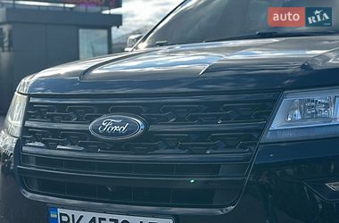 Позашляховик / Кросовер Ford Explorer 2017 в Рівному