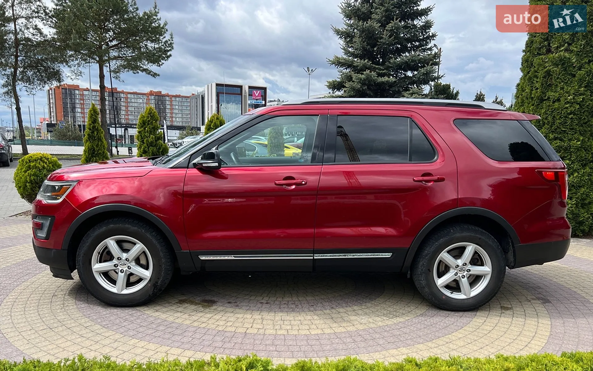 2015 Ford Explorer - мініатюра 4
