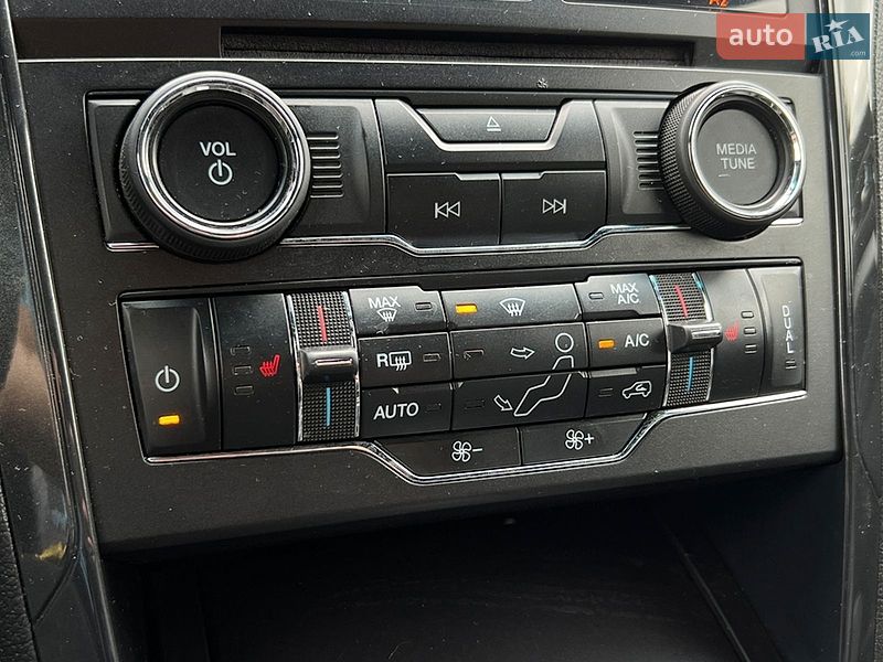 Позашляховик / Кросовер Ford Explorer 2015 в Львові