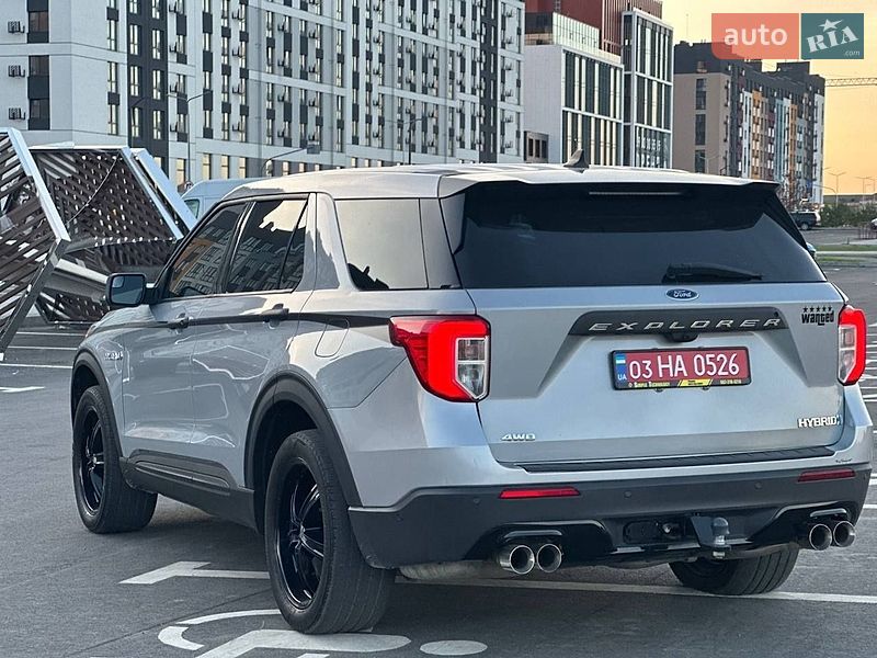 Внедорожник / Кроссовер Ford Explorer 2022 в Ровно