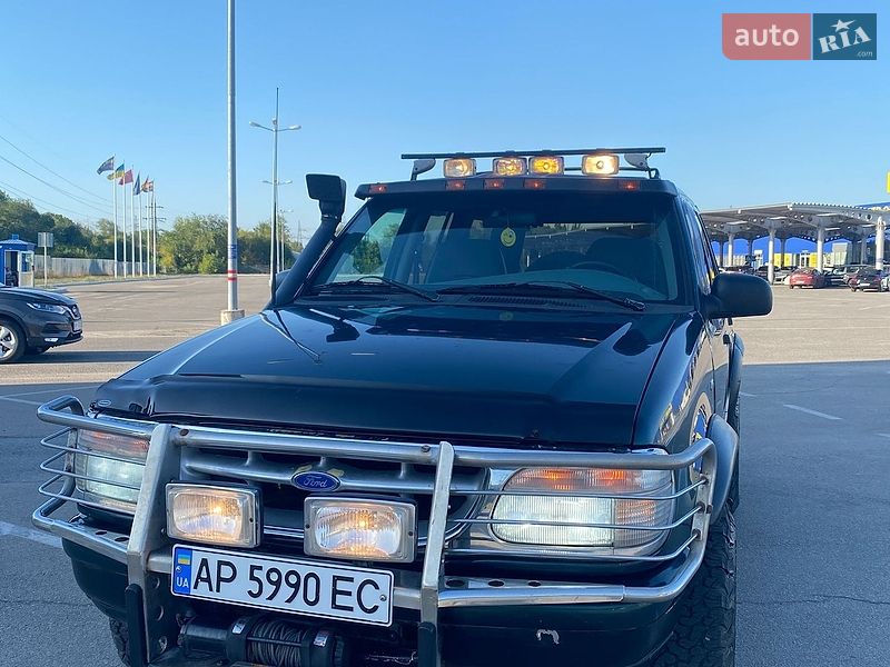 Внедорожник / Кроссовер Ford Explorer 1995 в Запорожье