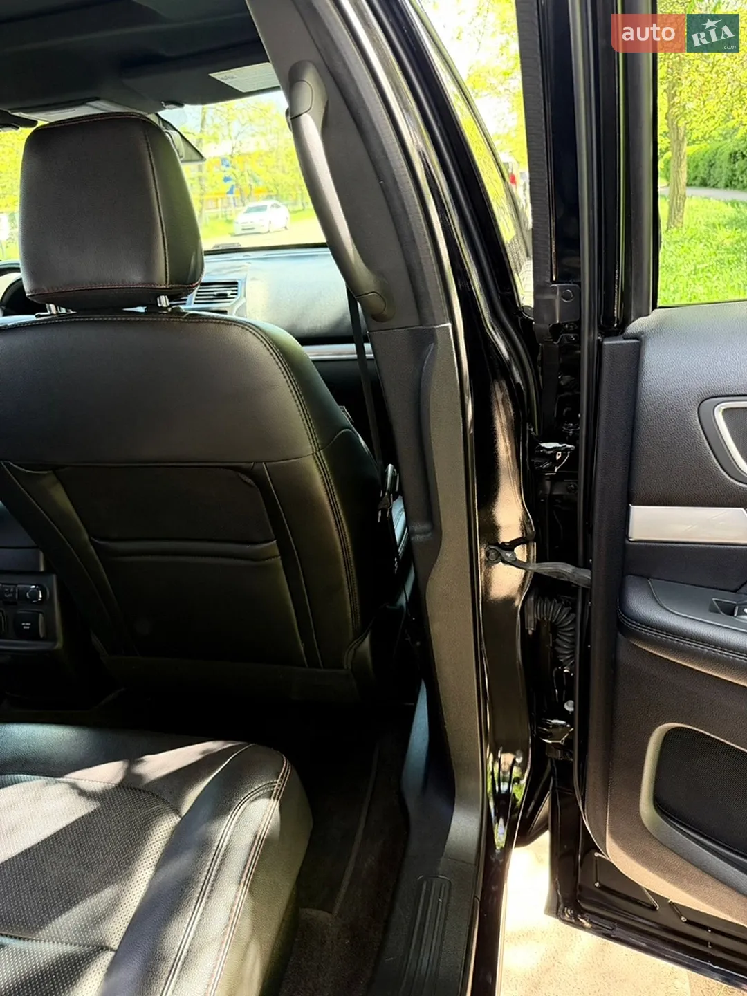 2018 Ford Explorer - мініатюра 47