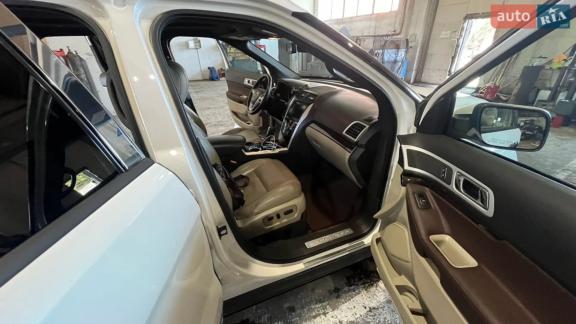 2013 Ford Explorer - мініатюра 8
