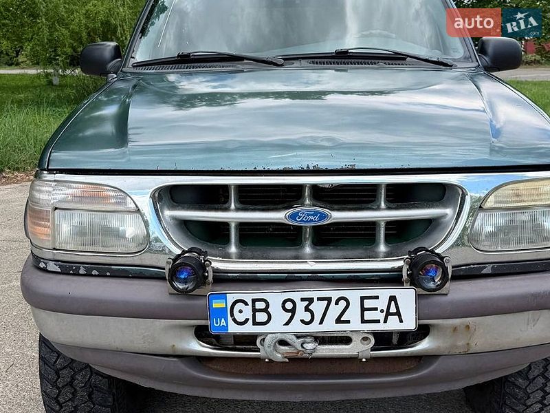Внедорожник / Кроссовер Ford Explorer 1995 в Чернигове