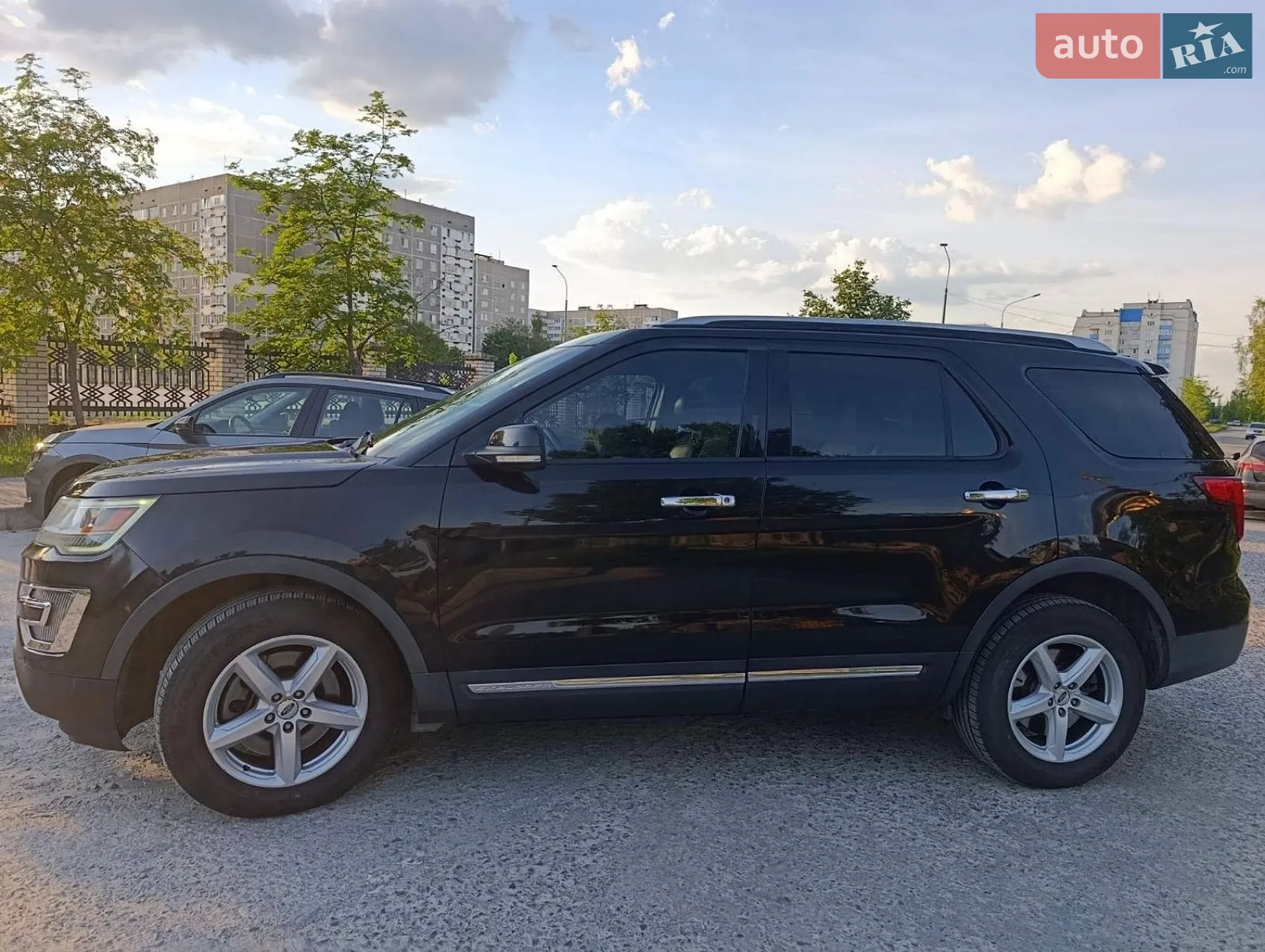 2015 Ford Explorer - мініатюра 4