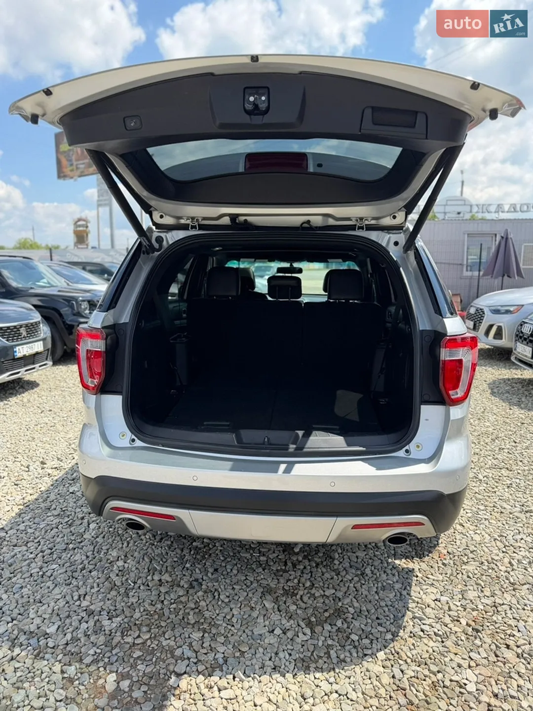 2016 Ford Explorer - мініатюра 33