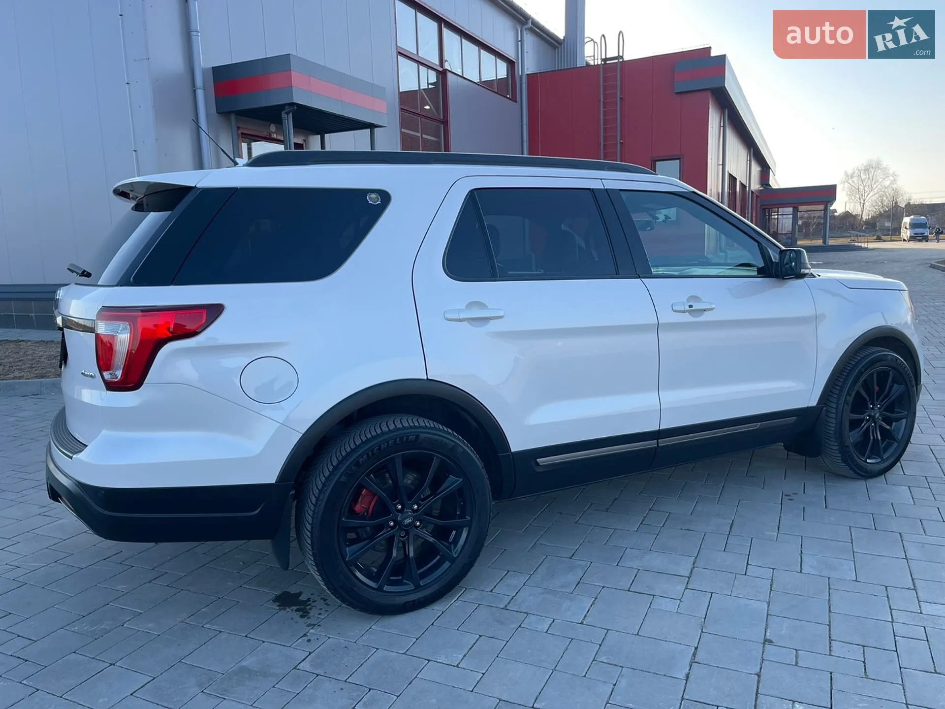 2018 Ford Explorer - мініатюра 50