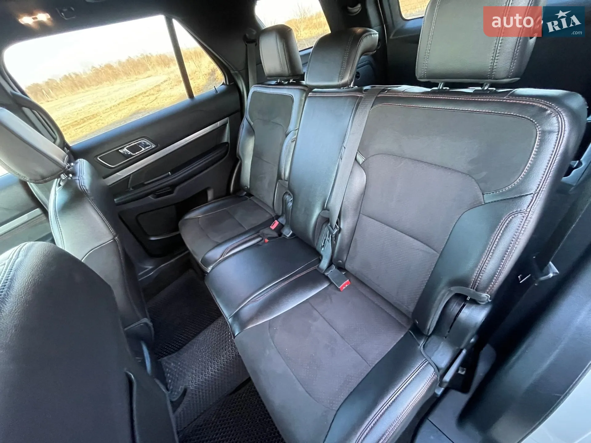 2018 Ford Explorer - мініатюра 65