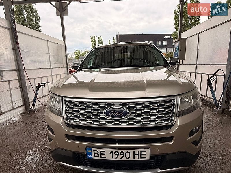 Внедорожник / Кроссовер Ford Explorer 2016 в Черноморске
